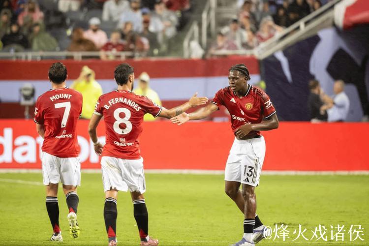 曼联2-1伯恩茅斯半场数据:控球率52%-48%,射门17-7射正4-3 曼联2-1伯恩茅斯半场数据:控球率52%-48%,射门17-7射正4-3