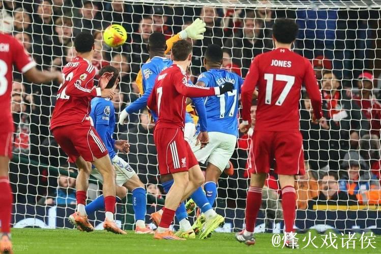 维尔茨乌龙助攻范戴克失误送分 利物浦1-1憾平桑德兰 维尔茨乌龙助攻范戴克失误送分 利物浦1-1憾平桑德兰